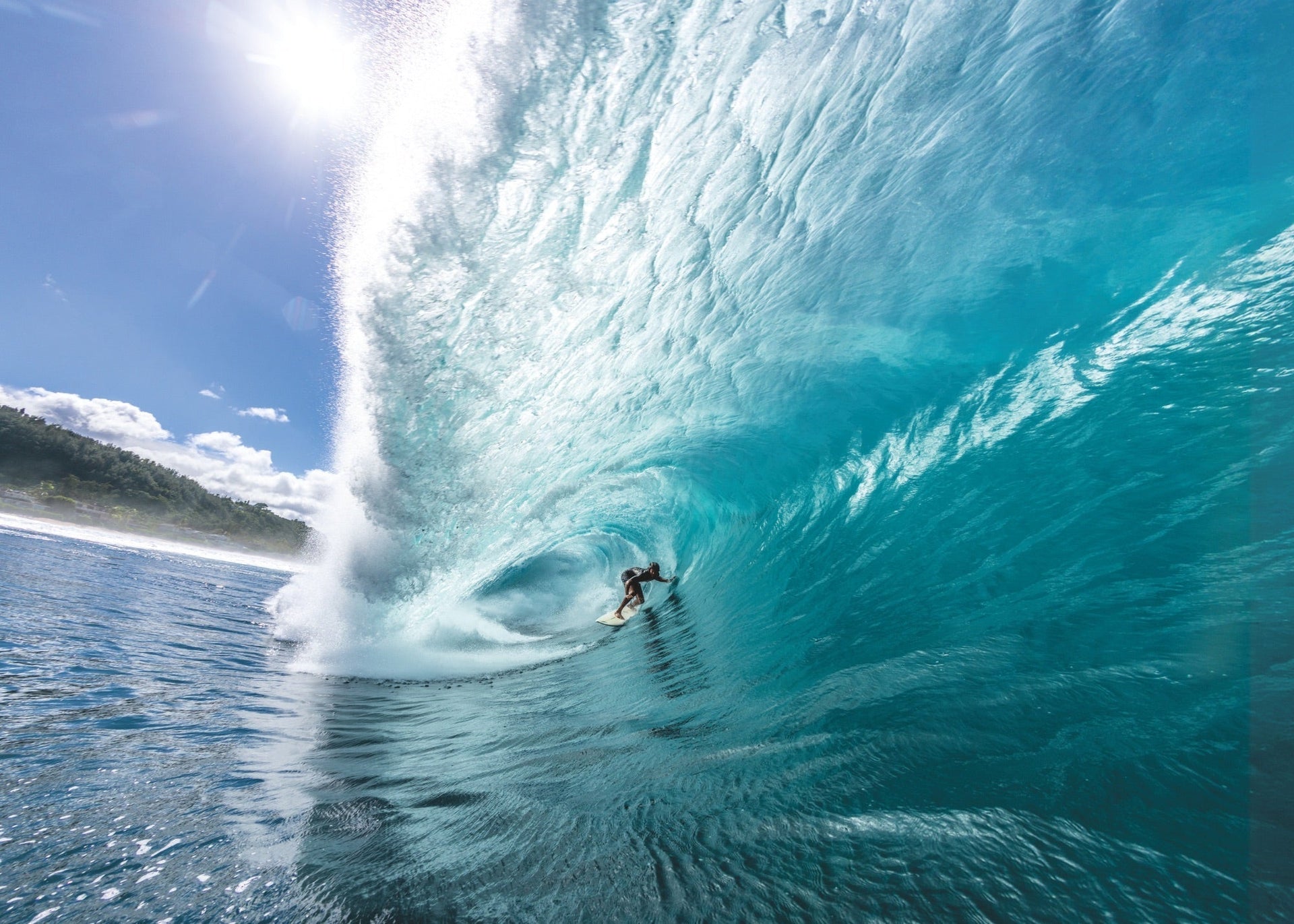 Opening image: For Eala, this North Shore winter had a dream feel to it. Photo Brent Bielmann
