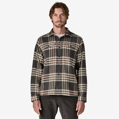 Model is 6'1