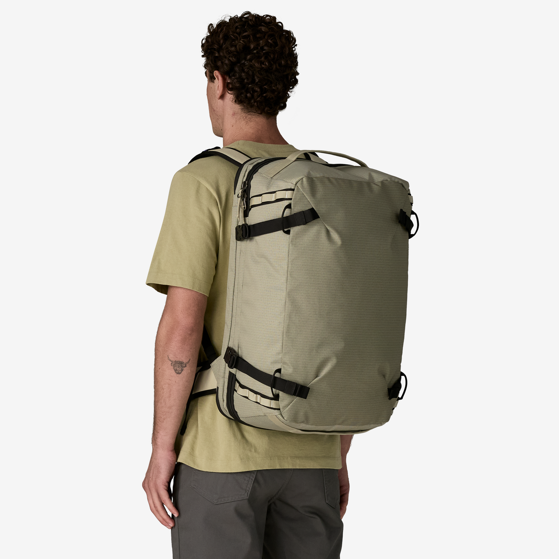 patagonia black hole mlc 45l nz Hole® MLC® Pack Color:Chartreuse Flash Blue Orange 30 x 50 Top Category_Default Catalogue/Fish Boxes/Fresh Fish Boxes offers generous space for